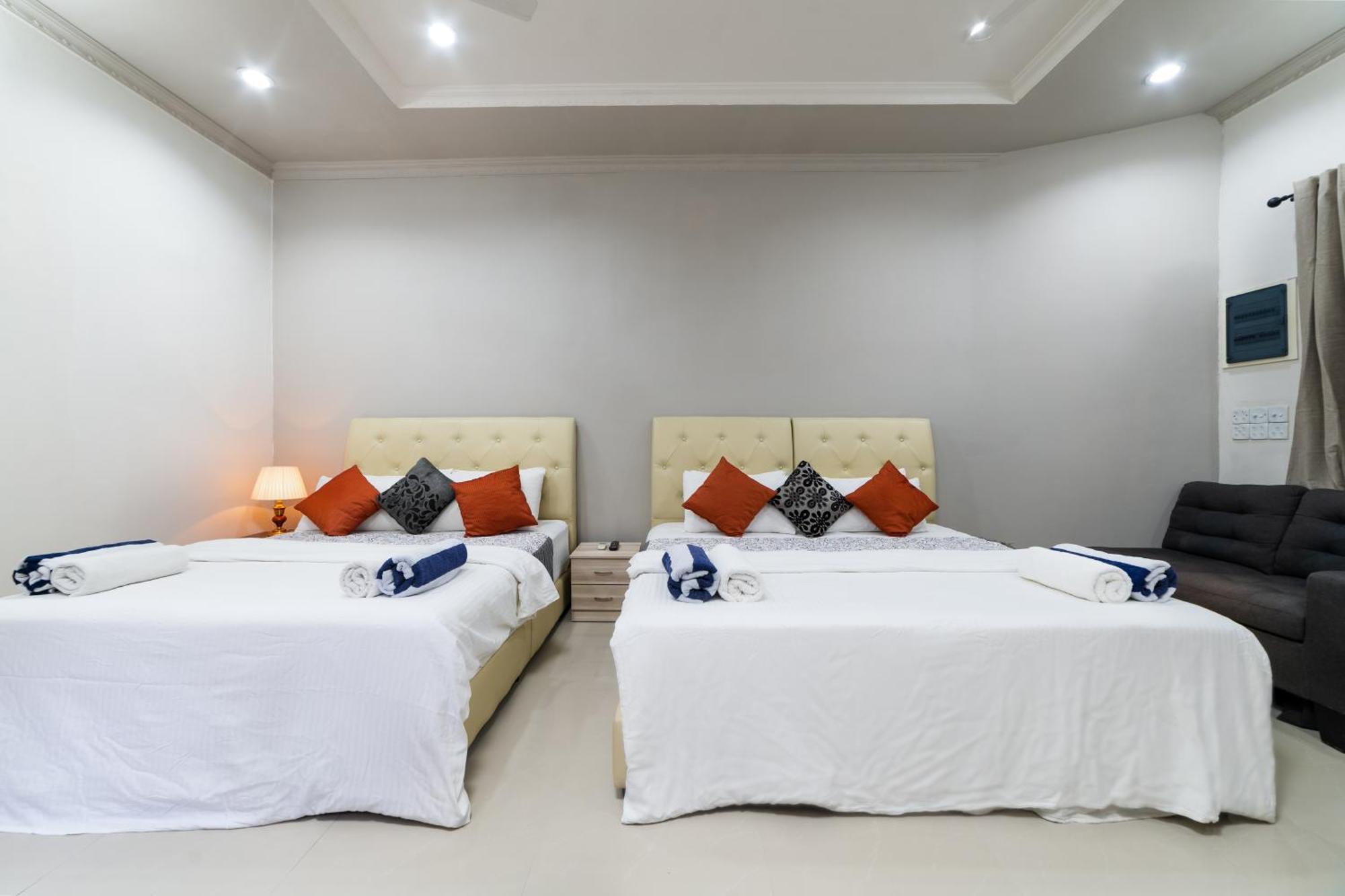 Starry Night At Ukulhas Hotel Exterior photo